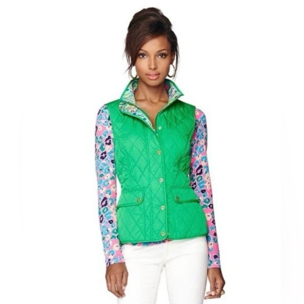 Lilly Pulitzer Getaway Quilted Vest in Jade green color gold-toned buttons XXS